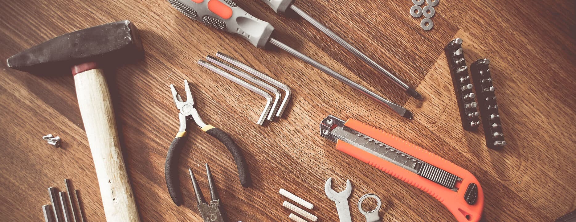 Reparaturen und Restauration alter Möbel